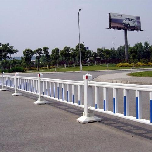四川城市道路護欄
